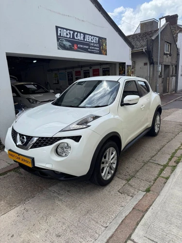 2015 Nissan juke acenta