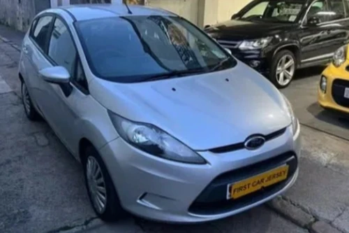 2012 Ford fiesta
