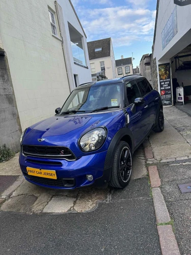 2015 Mini country man