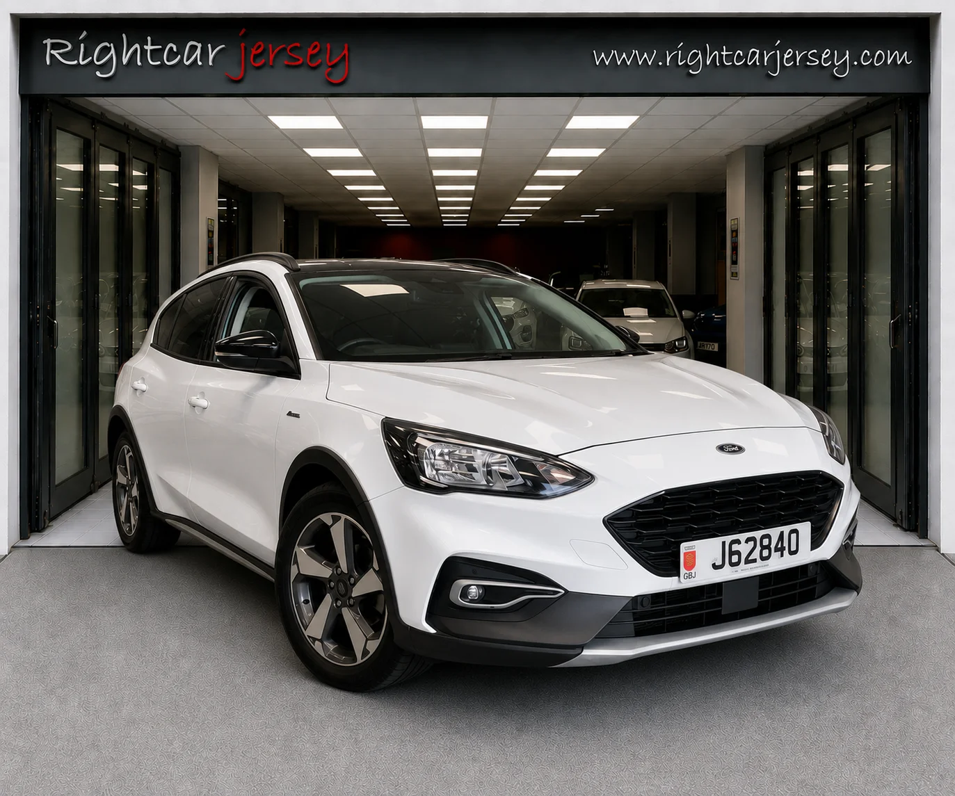 2020 Ford Focus 1.0 T EcoBoost Active Edition — photo 1