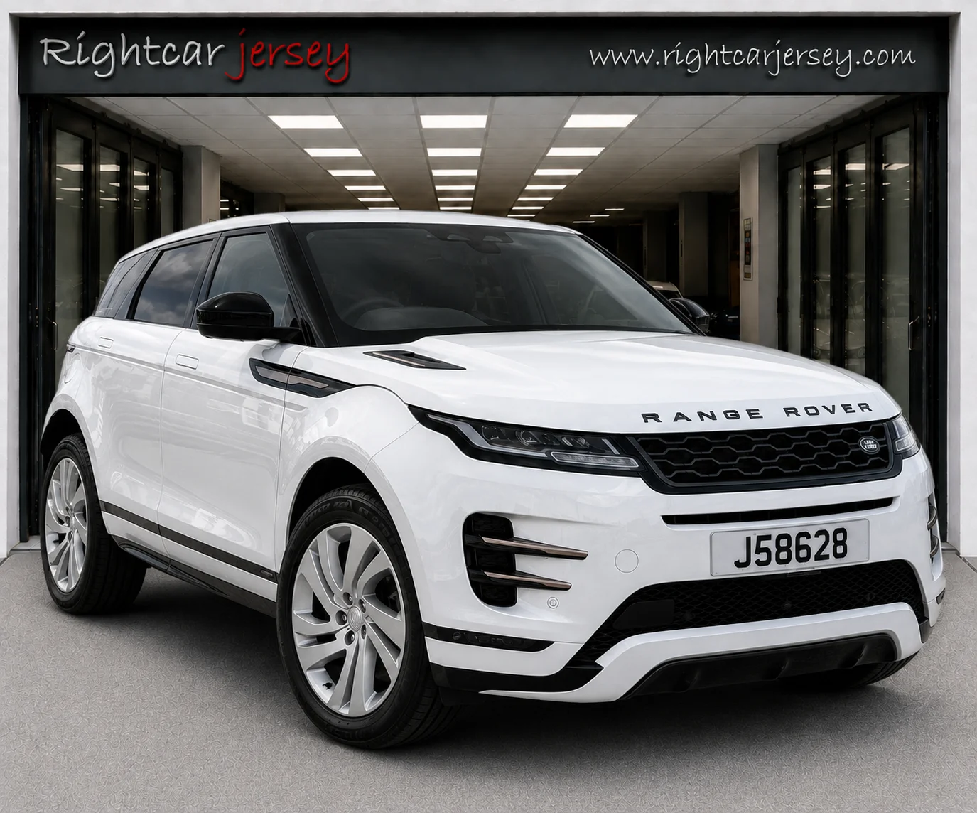 2023 Land Rover Range Rover Evoque 1.5 P300e 12.2kWh R-Dynamic S — photo 1