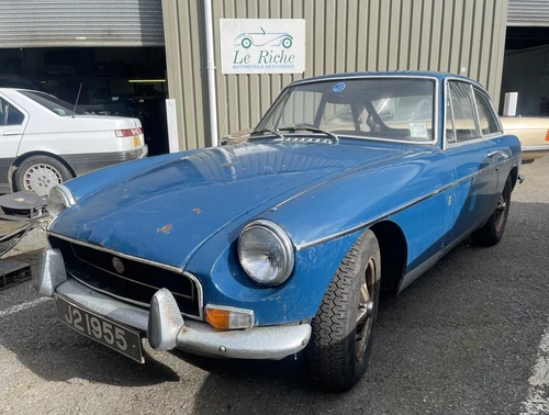 MGB GT "barnfind"