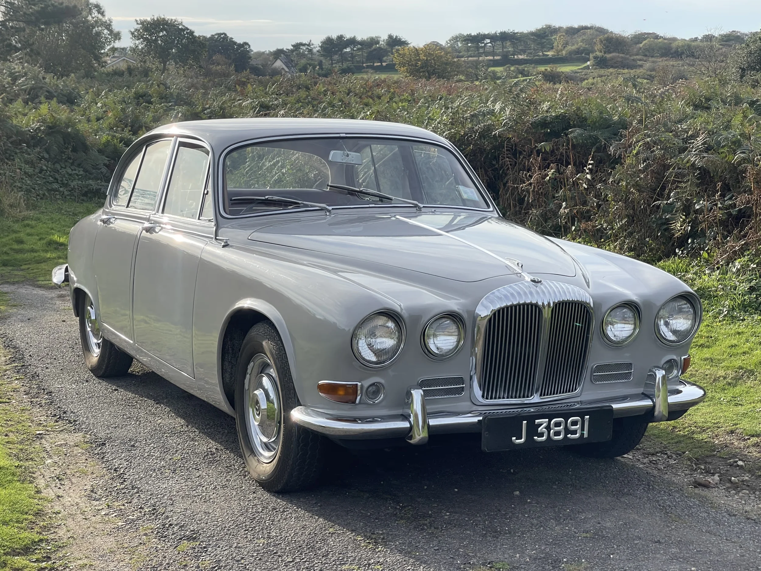 Daimler Sovereign — photo 1