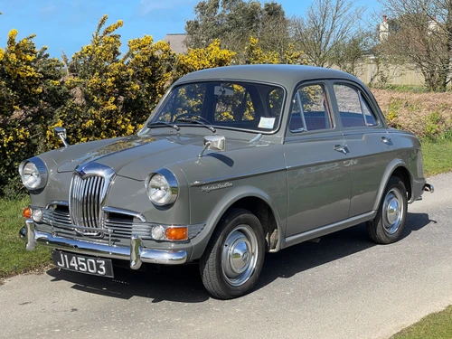 Riley One Point Five - Series 1