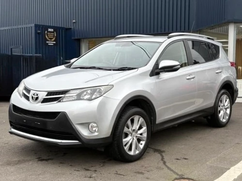 Toyota Rav4 2-2 4WD 'Invincible'