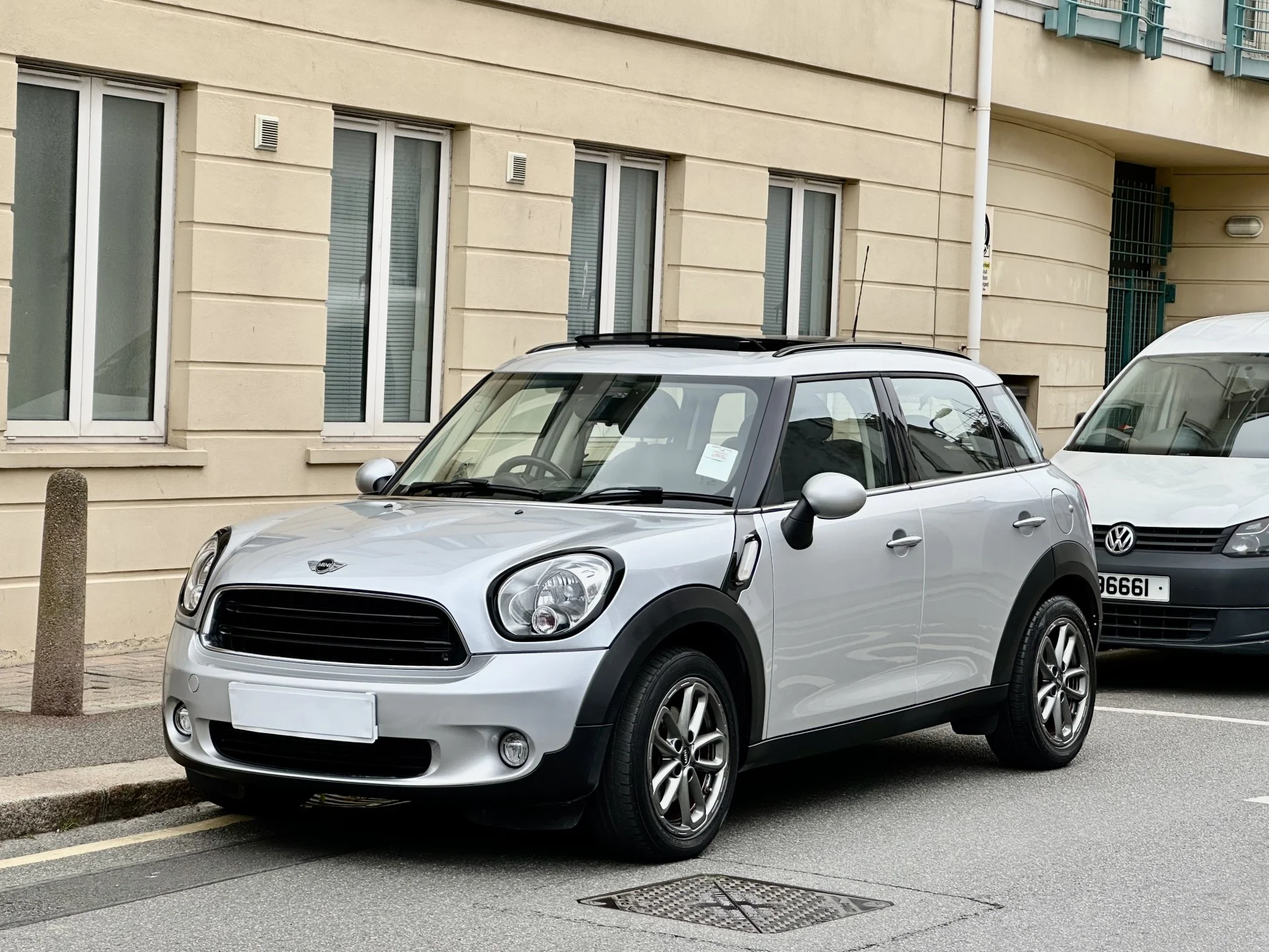 Mini Cooper Countryman 'Ltd Edition' Automatic — photo 1
