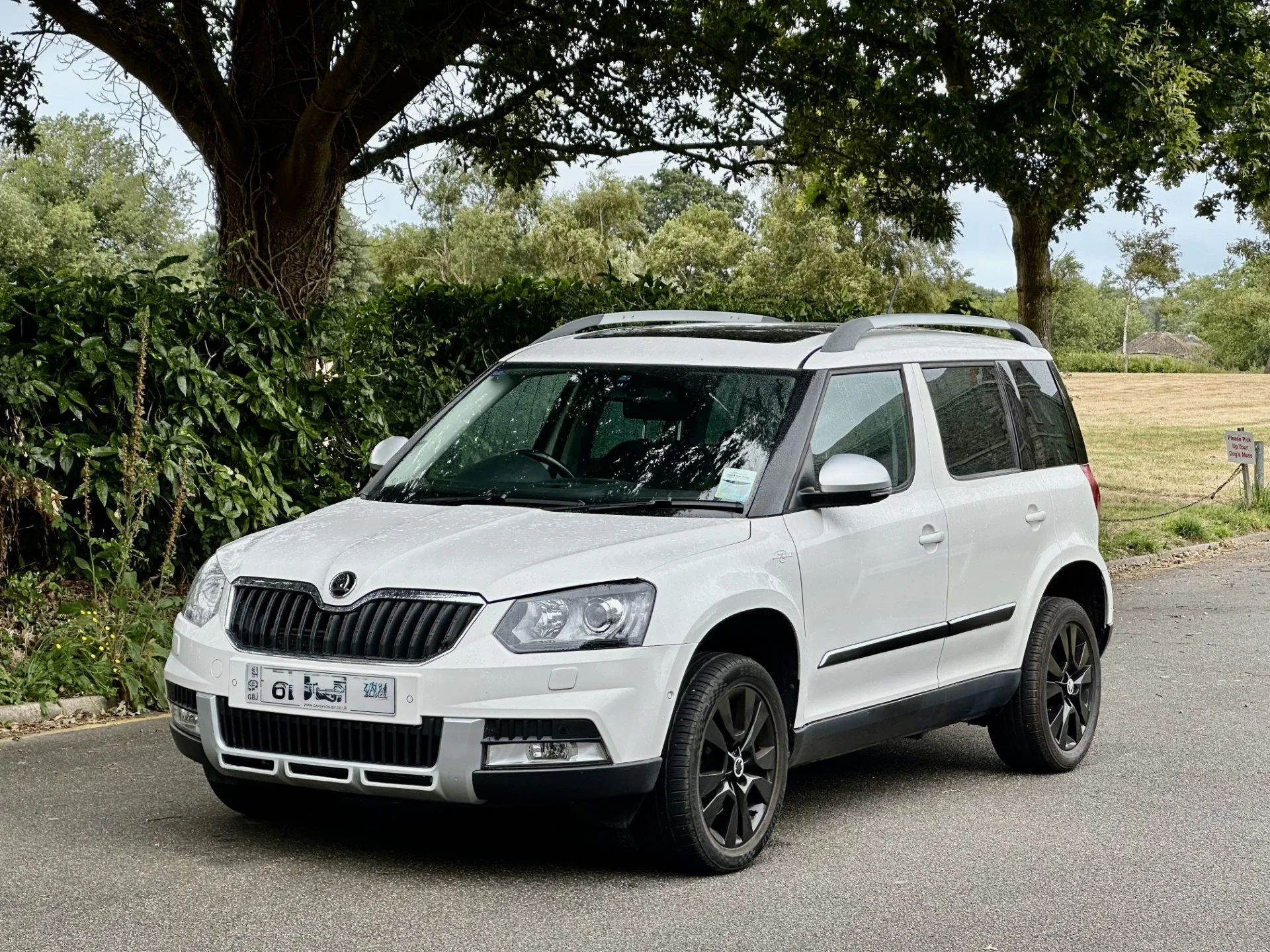Skoda Yeti 2.0 Outdoor 4X4 'Laurent & Klement' — photo 1