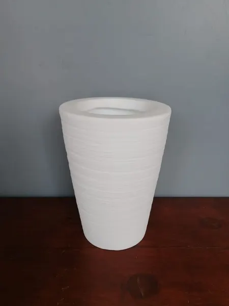 Base Ayla 27cm altura, 20x14cm polietileno