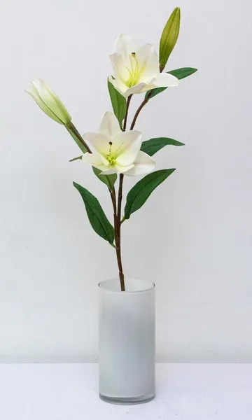 Vara de Lily blanca 66cm altura