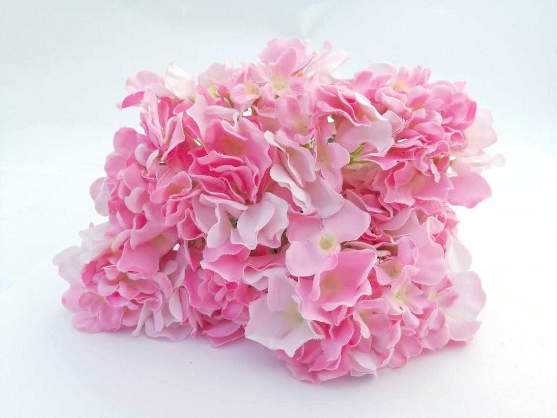 Ramo de Hortensias con 7 flores rosa