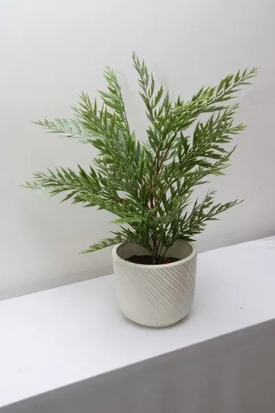 Follaje de roble silk verde olivo 57cm