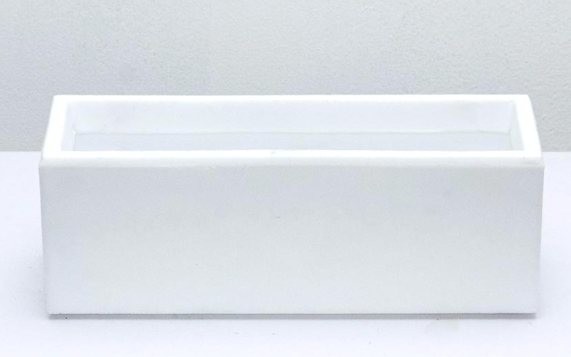 Jardinera blanca de polietileno 33cm altura