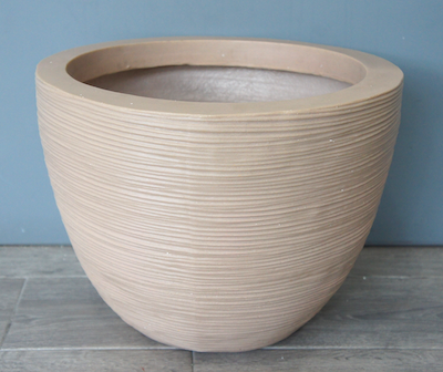Maceta Anse mediana Beige 30cm altura x 39cm boca polietileno