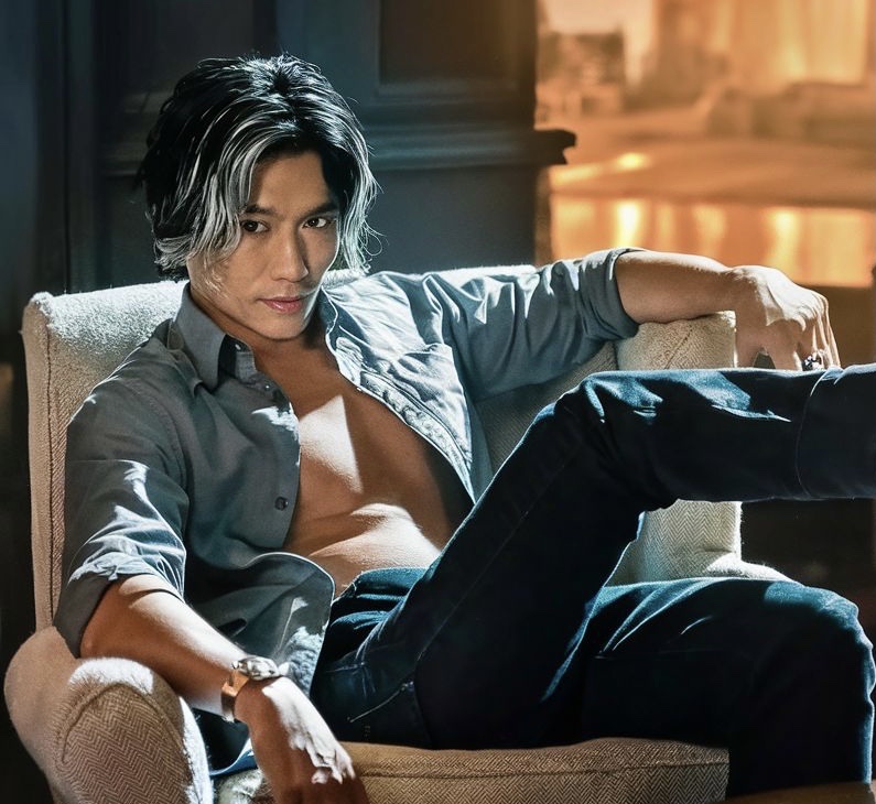 Lan [ a greedy screenwriter ]