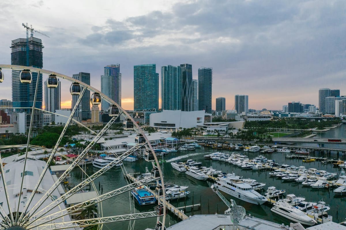 Corporate Yacht Event Miami: Unforgettable Business Charters