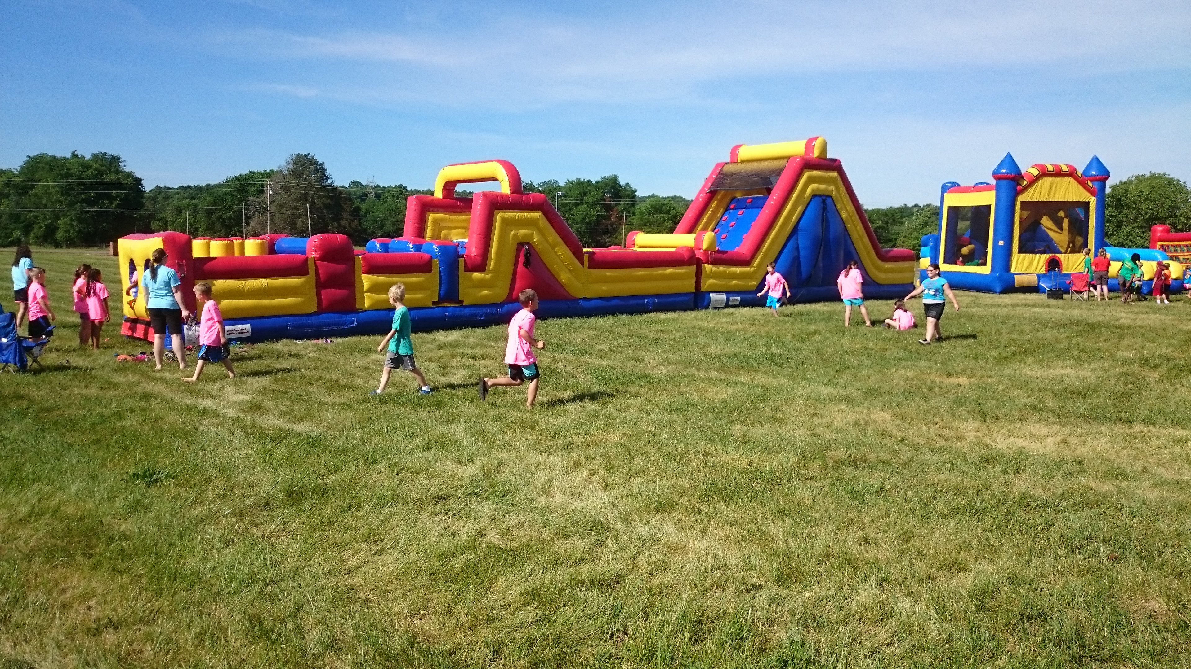 outdoor bounce house park