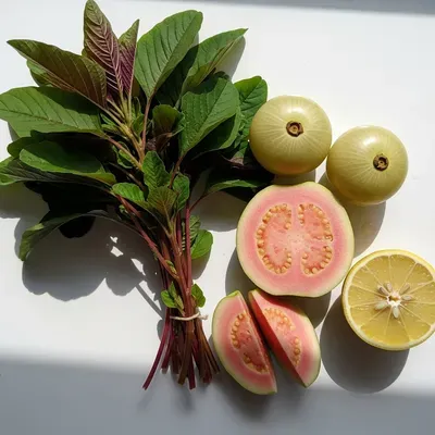 Iron-rich greens paired with Amla and Lemon