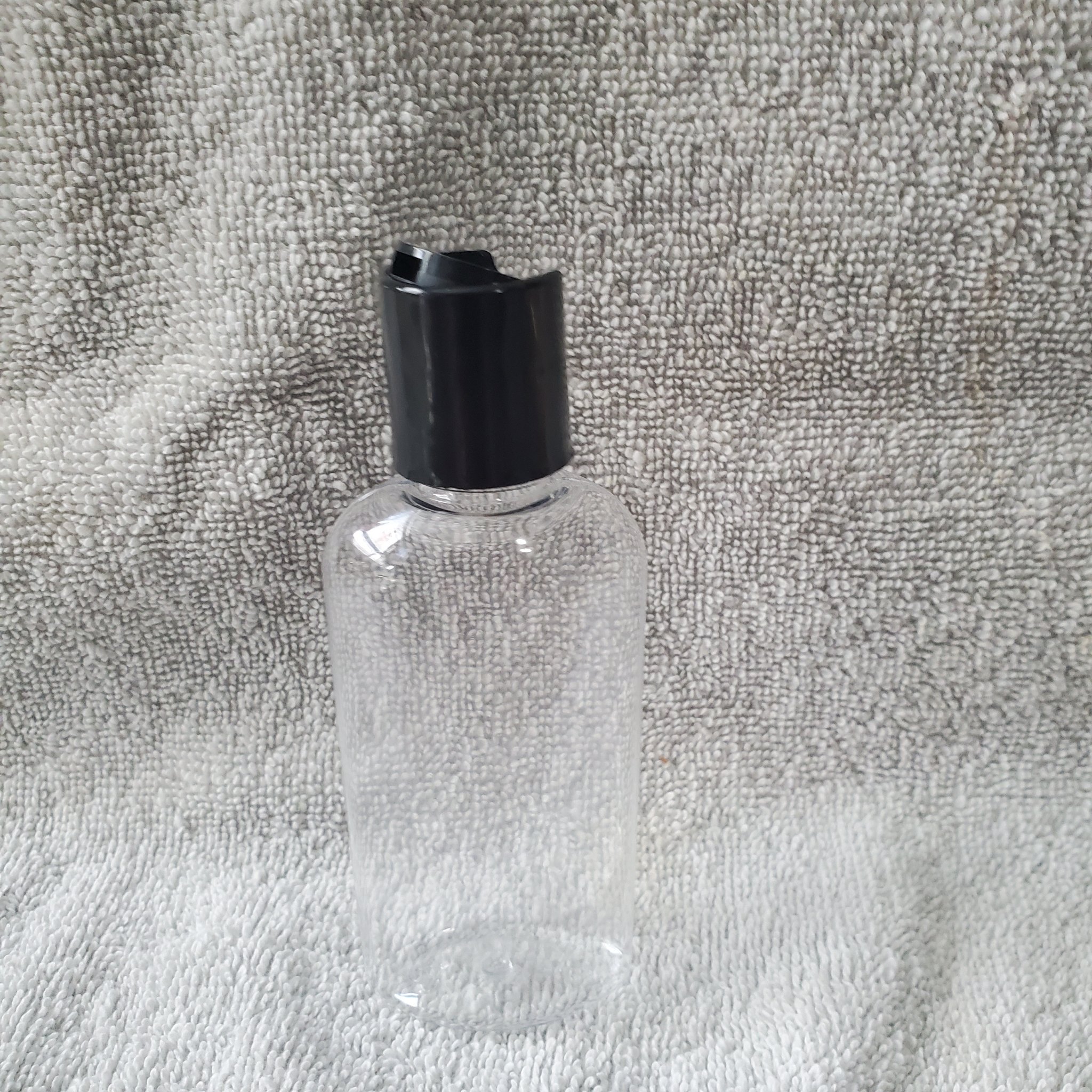 270 Clear 2 oz / 60 mL Cosmo Bottles with Black Dispensing Caps – New