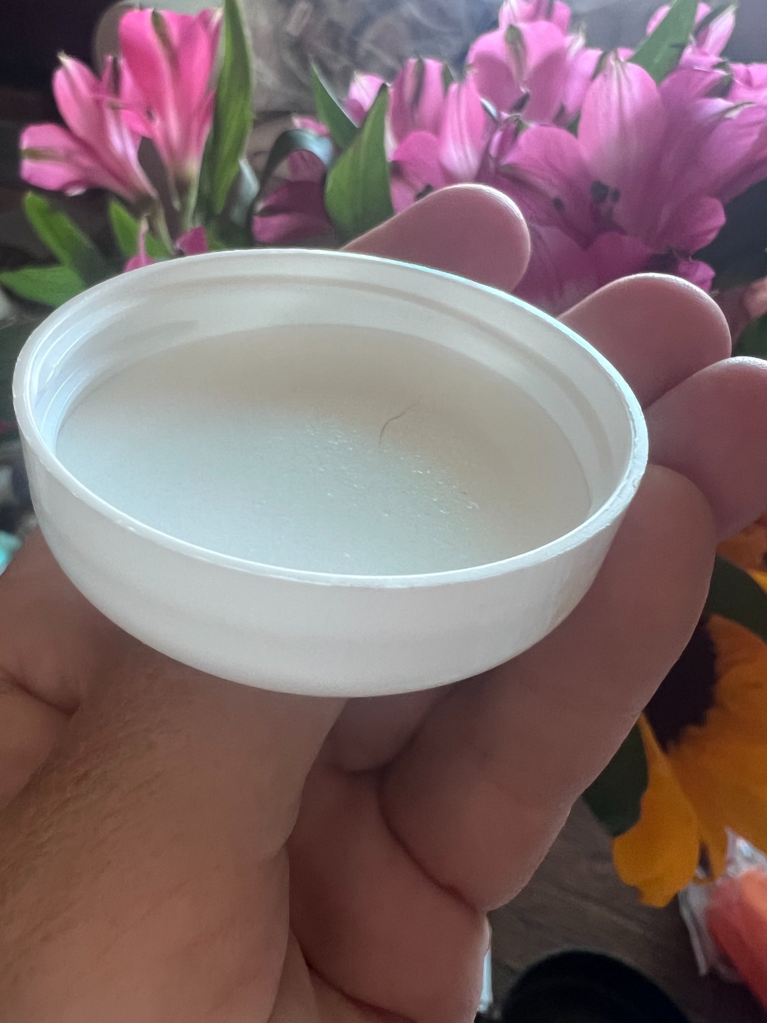 114 White 48/400 Polypropylene Dome Caps with F217 Liners – SKS 2253-13 preview 2