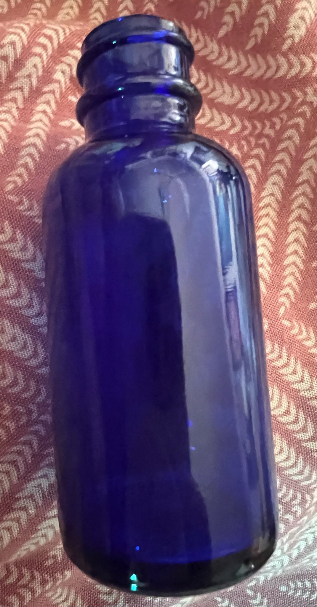 61 Cobalt Blue Glass 1 oz Boston Round Dropper Bottles – 20-400 – Bottles Only/NO DROPPER