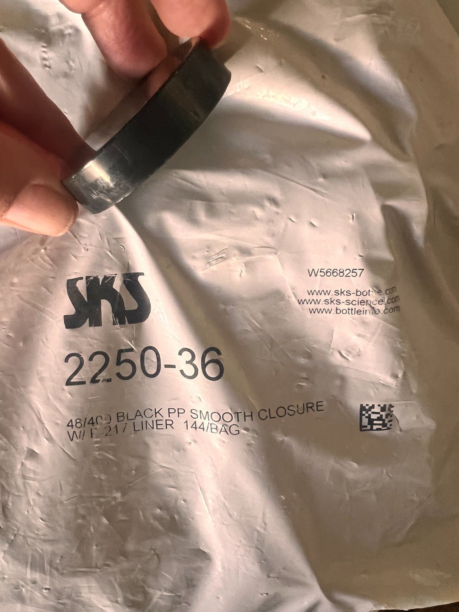 SKS Black 48/400 Smooth Caps with F217 Liners, 533 New/Unused preview 3