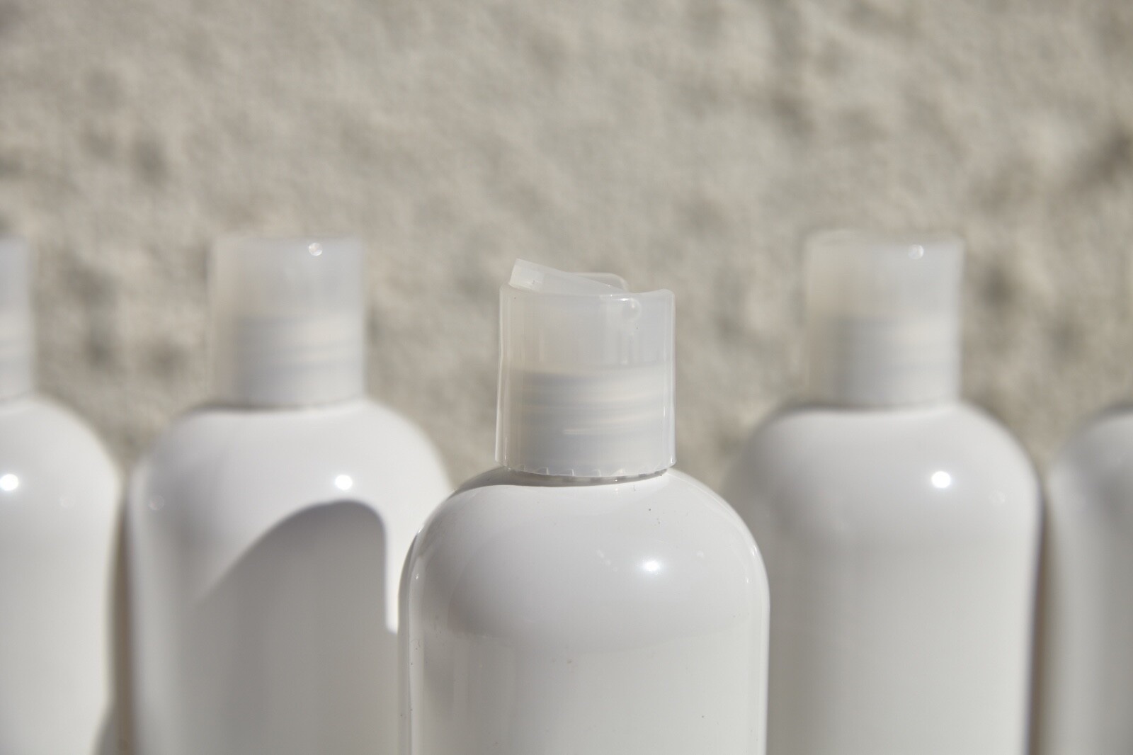 8 oz white bottle for lotion, shampoo, conditioner, etc - Disk top cap - Lot of 10 preview 3