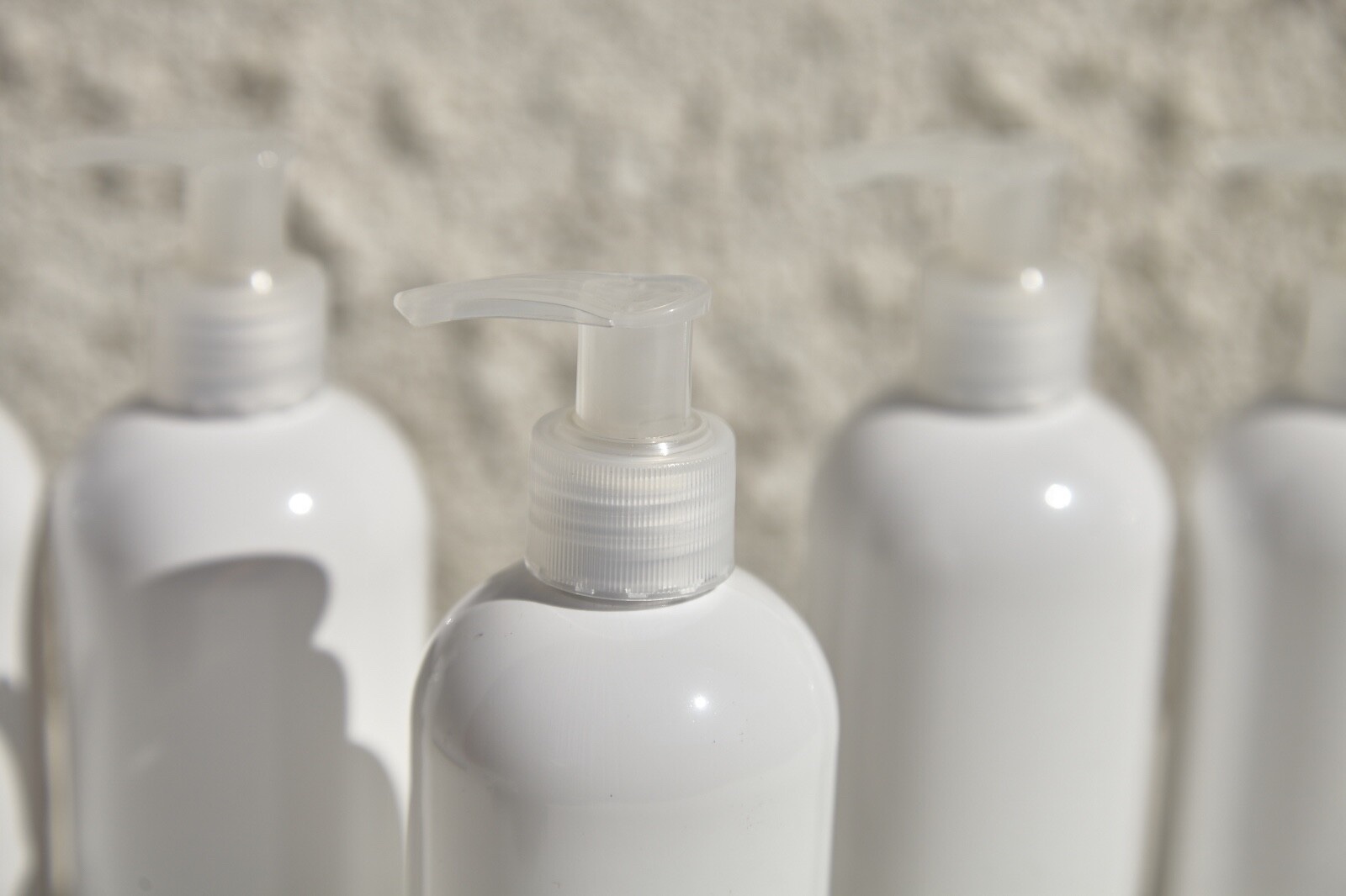 Ten - 8 oz white PET plastic boston round bottles with Natural Dispensing Pump, 24mm 24-410 preview 5