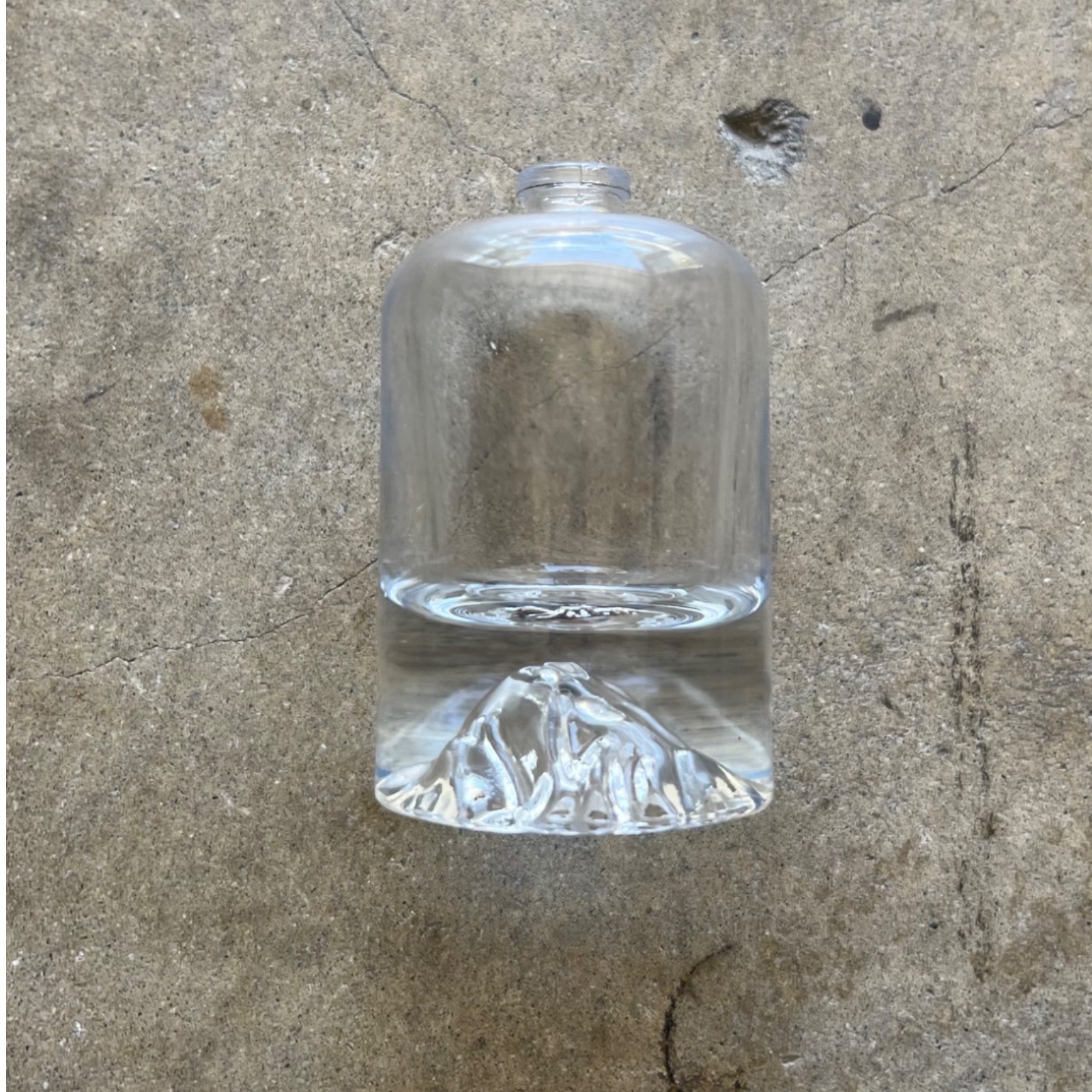 50 ml - Used - perfume bottle - 15 fea