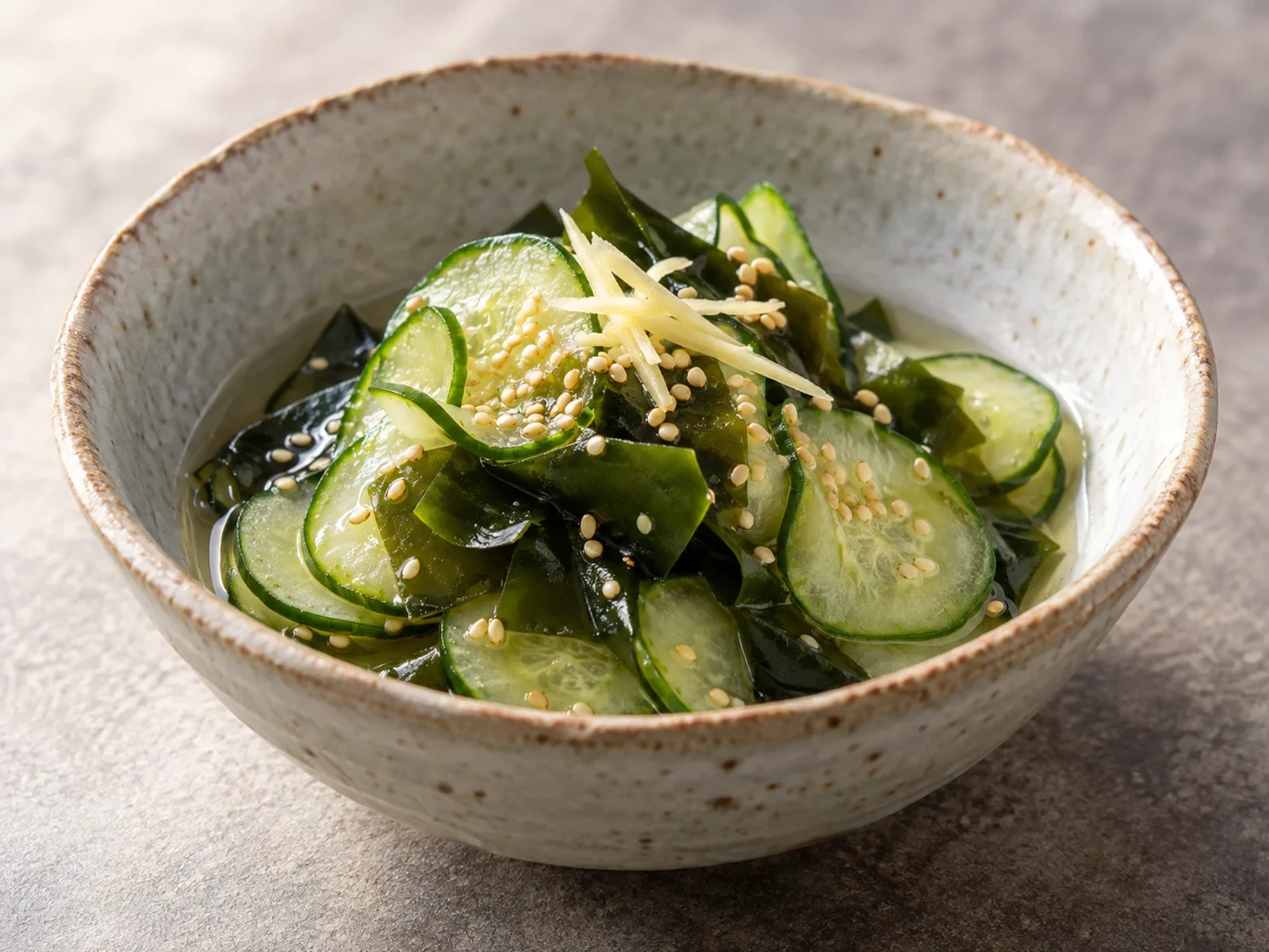 Japon Sunomono Salatası