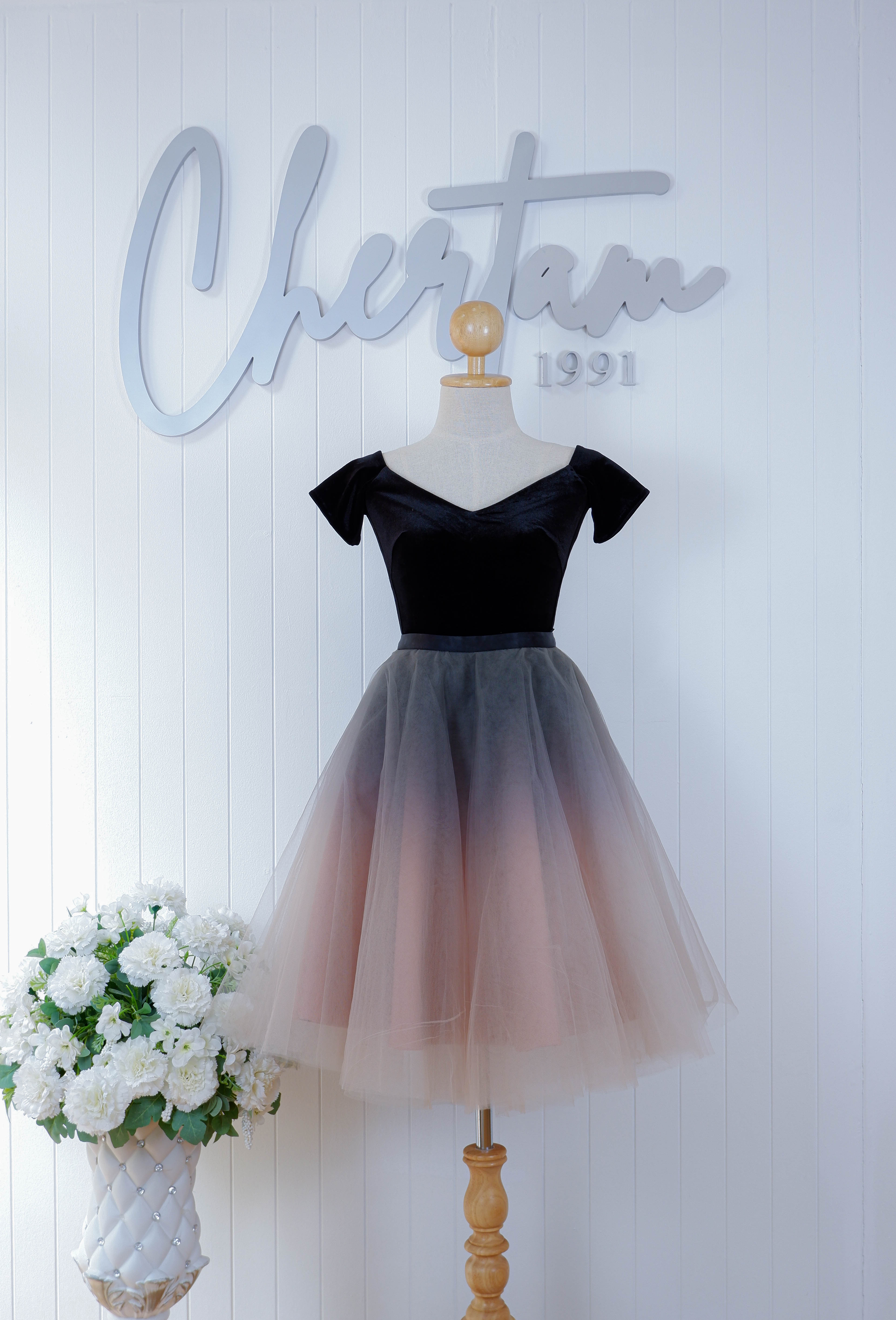 POEM10 เสื้อแขนสั้น-กระโปรง8แบบ-กางเกง