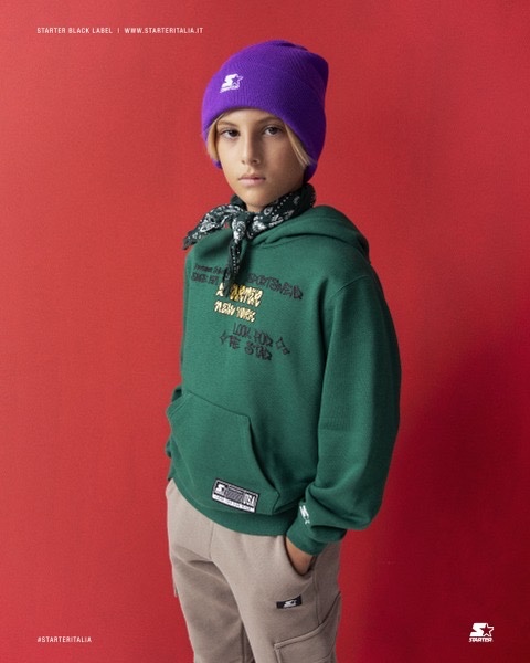 Felpa chiusa con cappuccio - Image 3