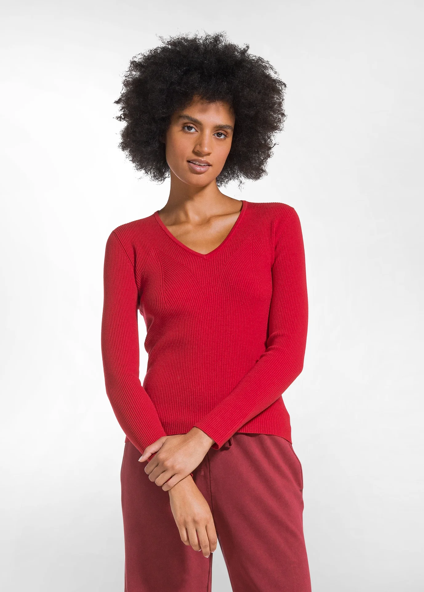 Maglia in lana a coste con scollo a V - Image 1