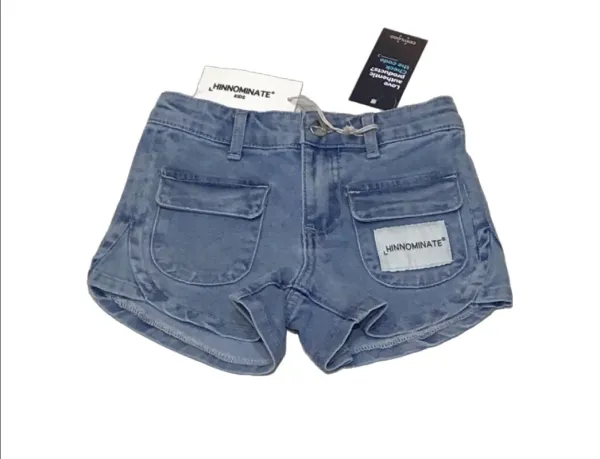 Short jeans