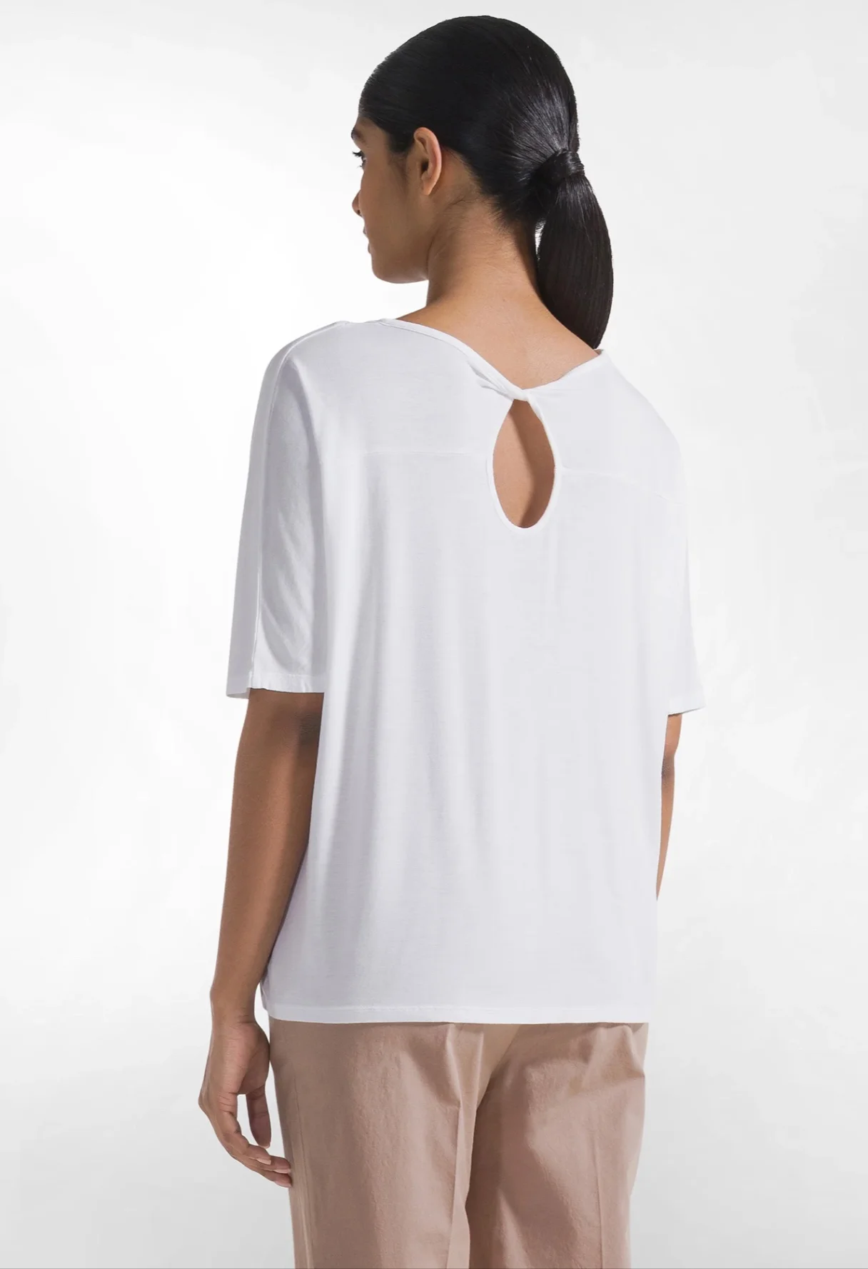 T-shirt fluida in viscosa - Immagine 2