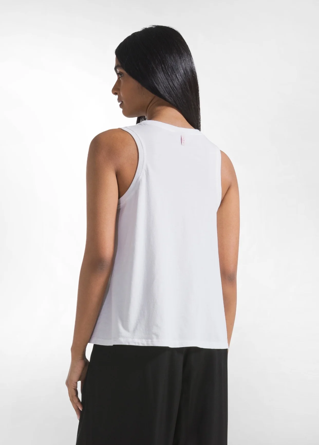 TOP IN SATIN CON DETTAGLIO ARRICCIATO - Immagine 2