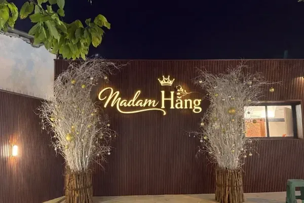 Madame Hằng, Cocody