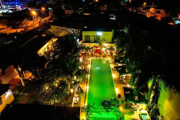 🥇PACKAGE GOLD, Restaurant villa le prisé, Marcory