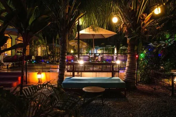 PACKAGE PREMIUM, Restaurant villa le prisé, Marcory