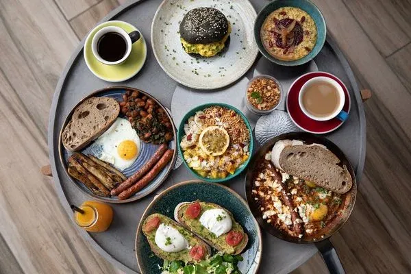 Sam's Cafe, Marcory