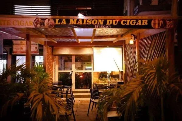 Elite Cigar Abidjan, Cocody