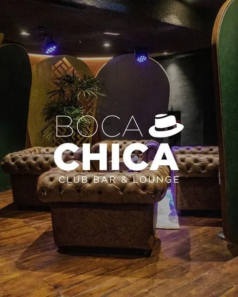 Boca Chica Club Bar & Cigare lounge, Plateau