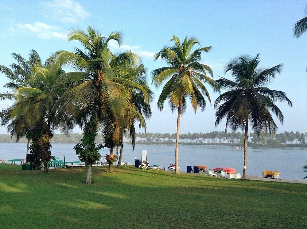 African Queen Lodge Assinie