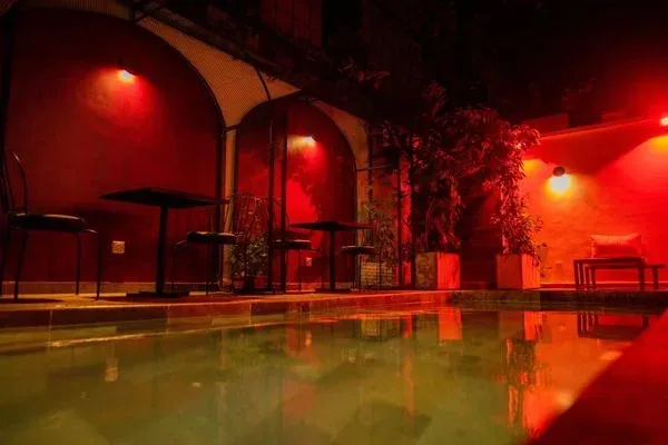 The Six Lounge