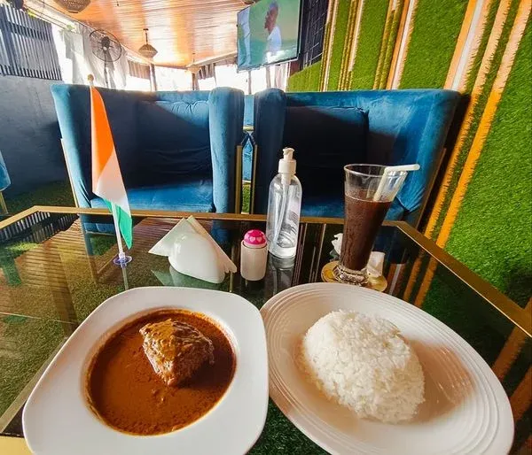 912 Restaurant Lounge, Cocody