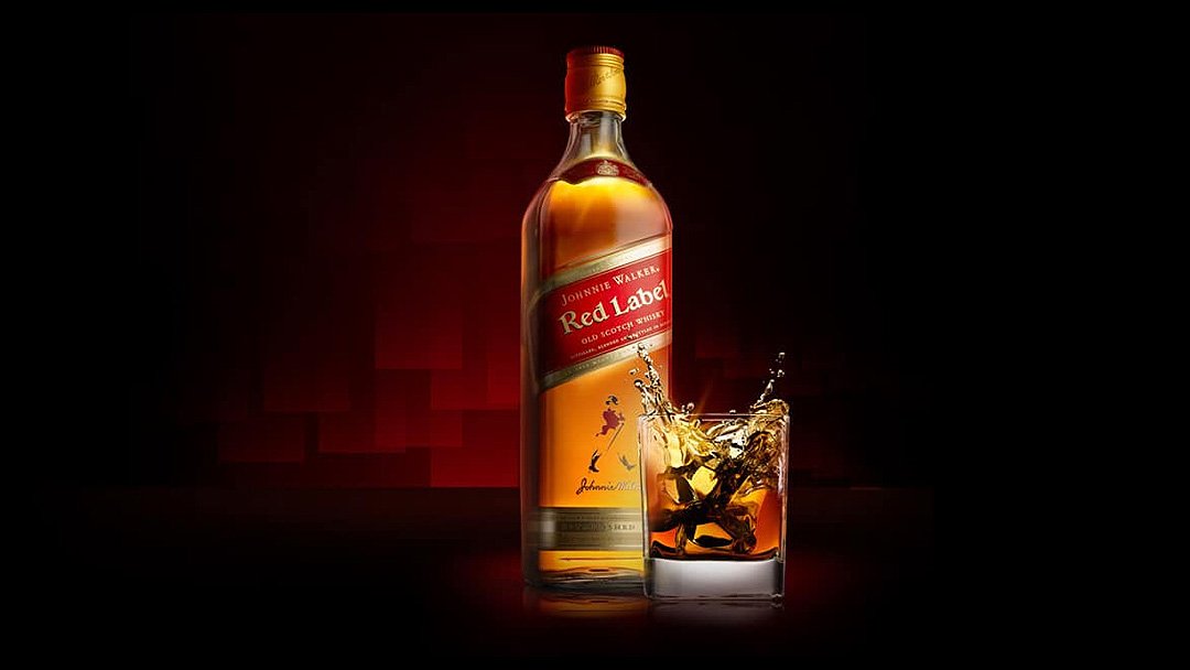 JOHNNIE WALKER RED LABEL, Selfie Cocktail Bar, Cocody