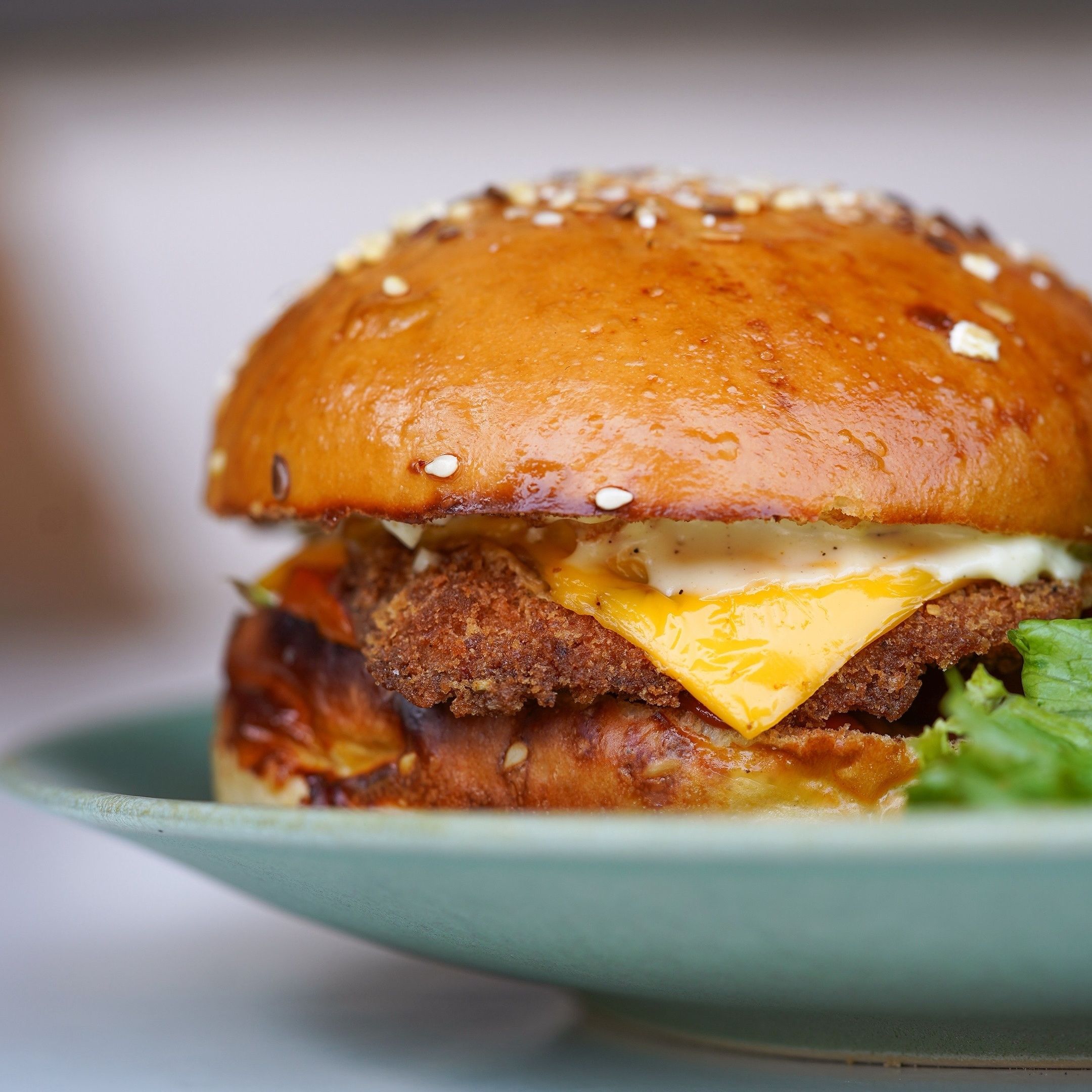 Crispy Chicken Burger, Le petit atelier, Marcory
