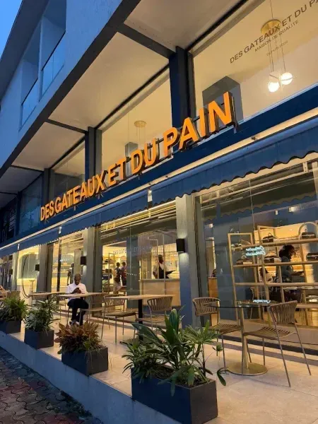 Des Gâteaux et Du Pain, Cocody