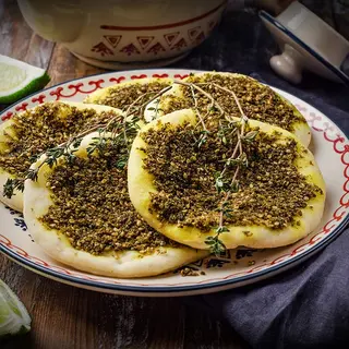 Manaïche Zaatar, Des Gâteaux et Du Pain, Cocody