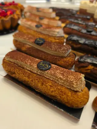 Éclair façon Tiramisu, Des Gâteaux et Du Pain, Cocody