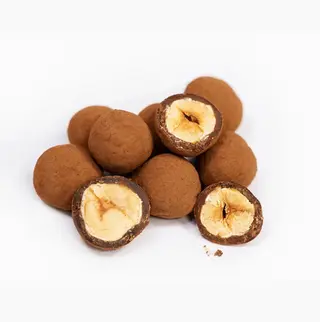 Dragée Noisette Chocolat, Des Gâteaux et Du Pain, Cocody